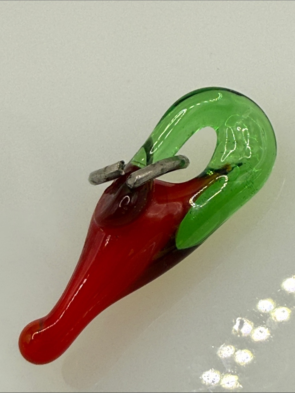 Handmade Glass Charm Pendant in Red & Green hot chili pepper 🌶️ - Picture 3 of 5